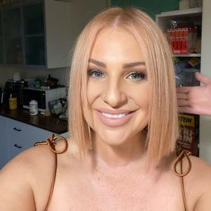 Meet your Posher, Kristen